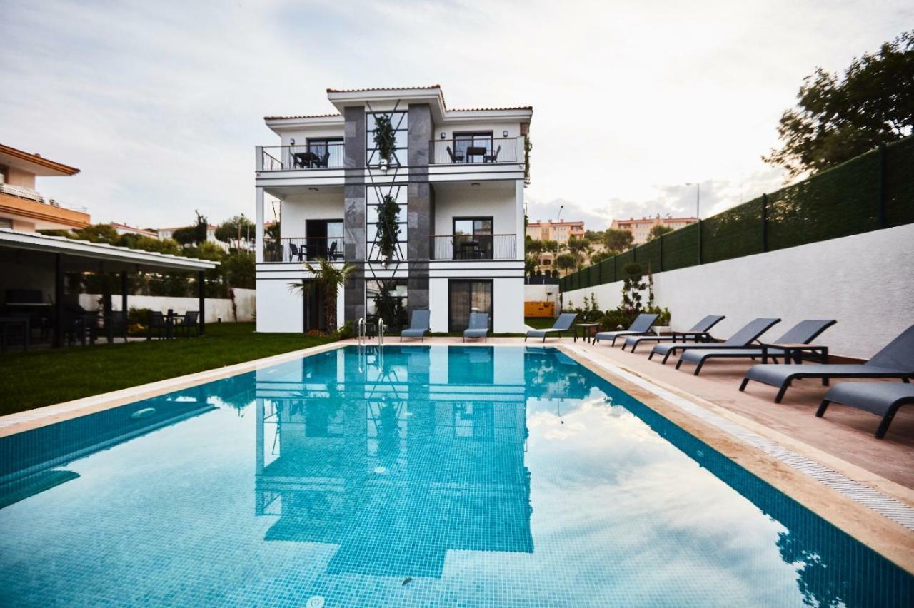 Ruwais Hotel Çeşme Extérieur photo
